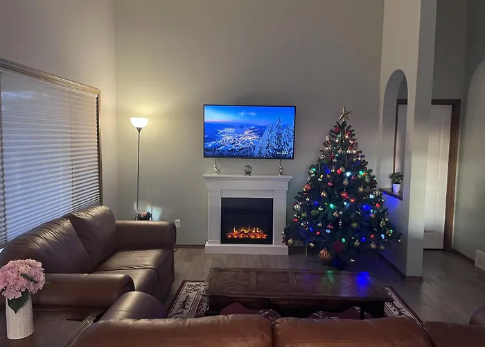 Luxury Bungalow In Nw Calgary